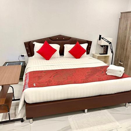 Pr Room For Rent Pantai Kamala Luaran gambar