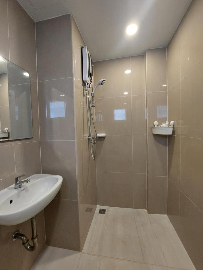 Pr Room For Rent Pantai Kamala Luaran gambar