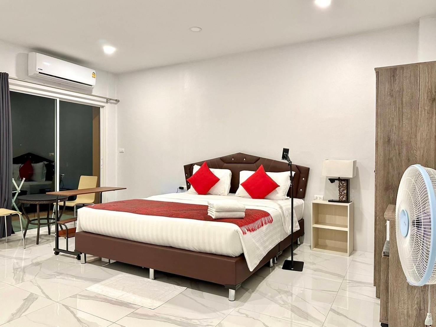 Pr Room For Rent Pantai Kamala Luaran gambar